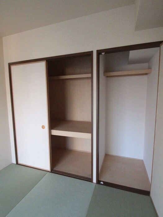 物件内観写真15　(収納)