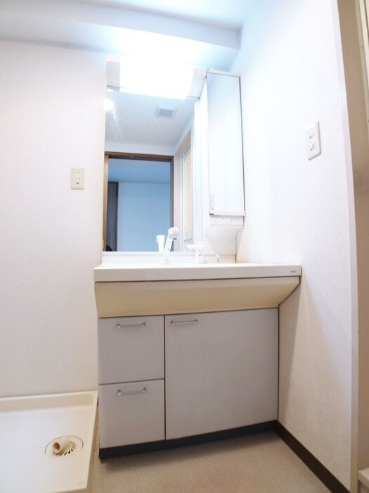 物件内観写真15　(洗面)