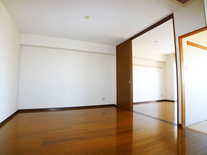 物件内観写真18　(居室)