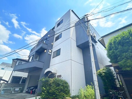 メゾン アザリー オーイシ外観写真