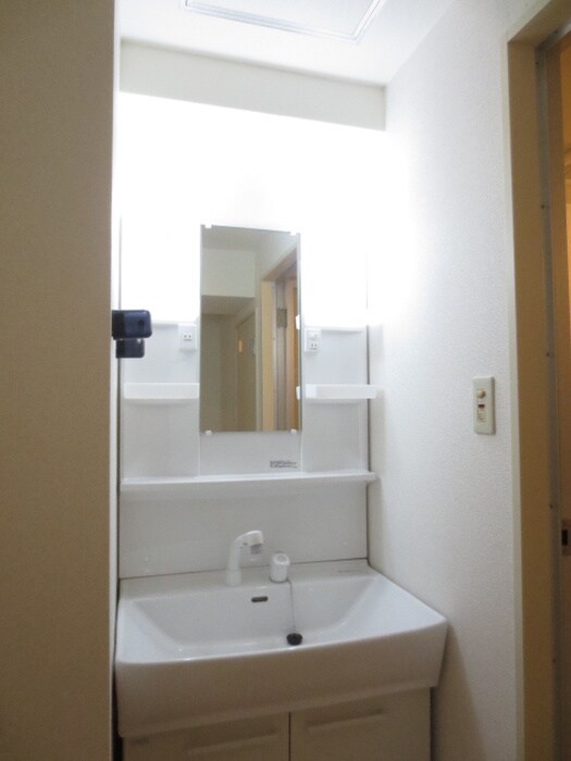 物件内観写真12　(洗面)