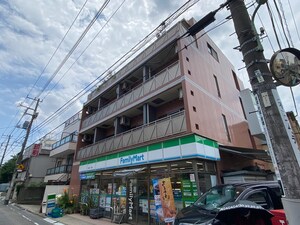 ウエスト2101外観写真