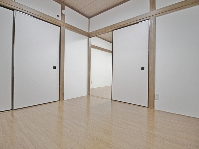 物件内観写真8　(居室)