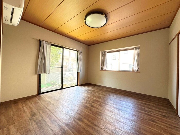 物件内観写真9　(居室)