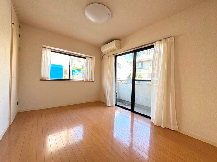 物件内観写真10　(居室)