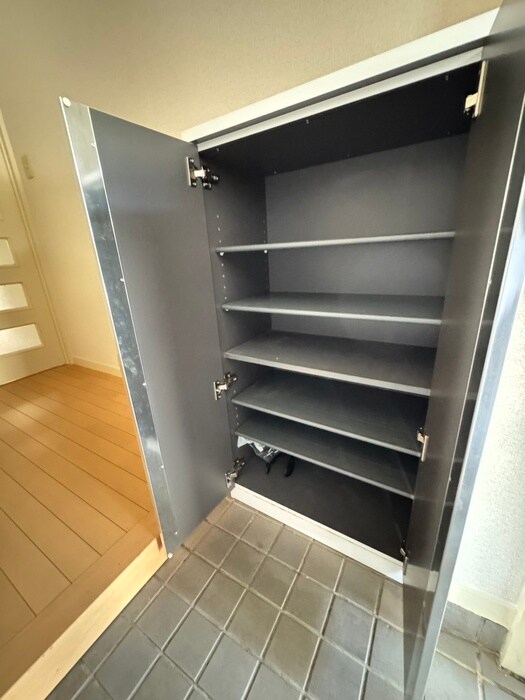 物件内観写真17　(靴箱)