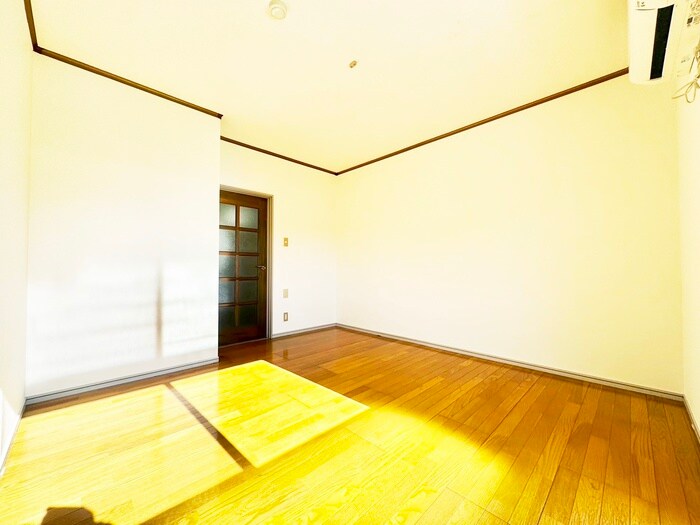 物件内観写真18　(居室)