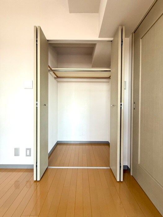 物件内観写真12　(収納)