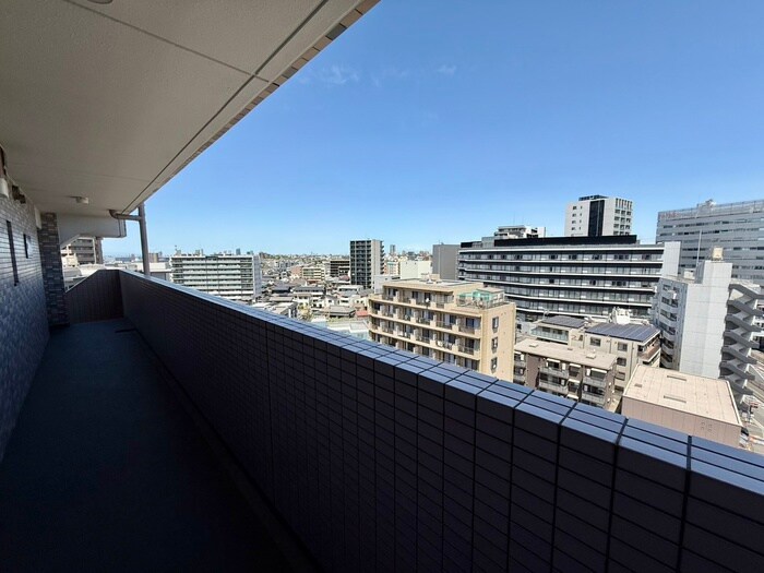 物件内観写真22　(室内からの展望)