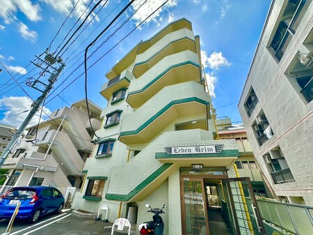 レ－ベンハイム外観写真