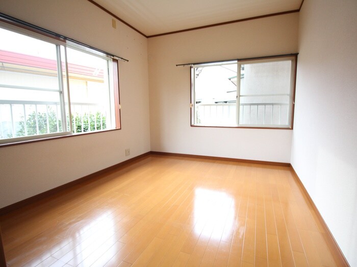 物件内観写真8　(居室)