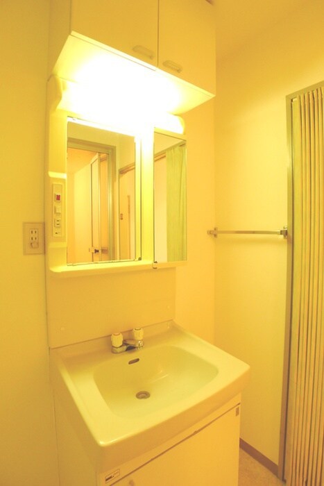 物件内観写真11　(洗面)