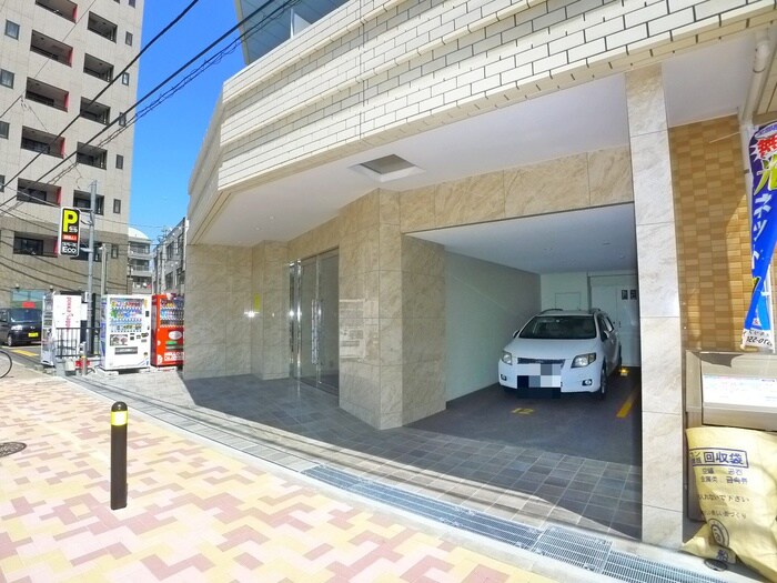 物件外観写真2　(駐車場)