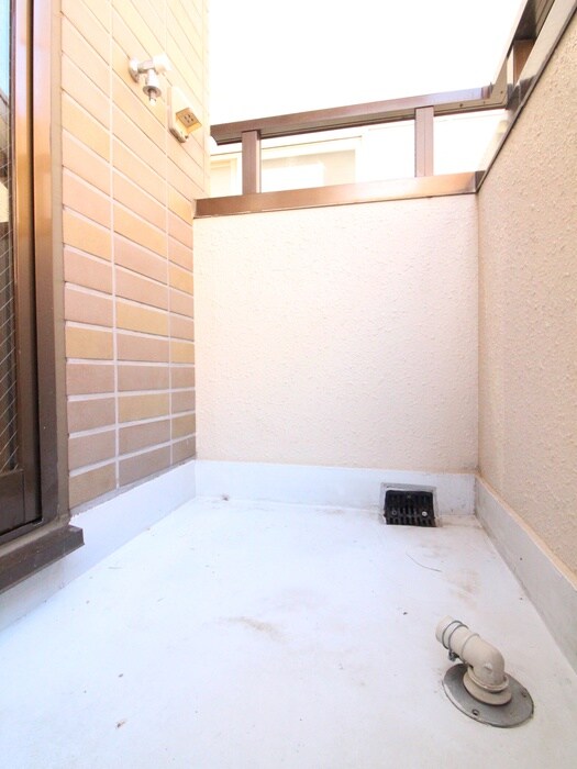 物件内観写真20　(洗濯機置場)