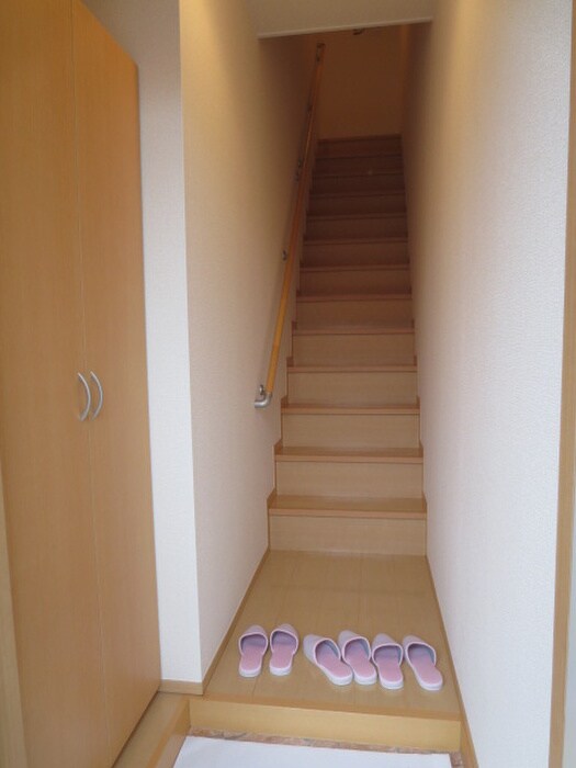 物件内観写真19　(廊下)