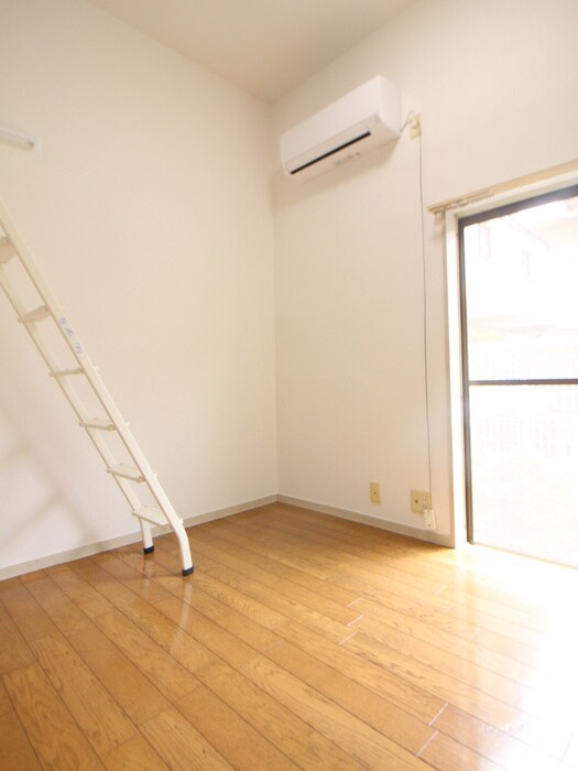 物件内観写真12　(居室)