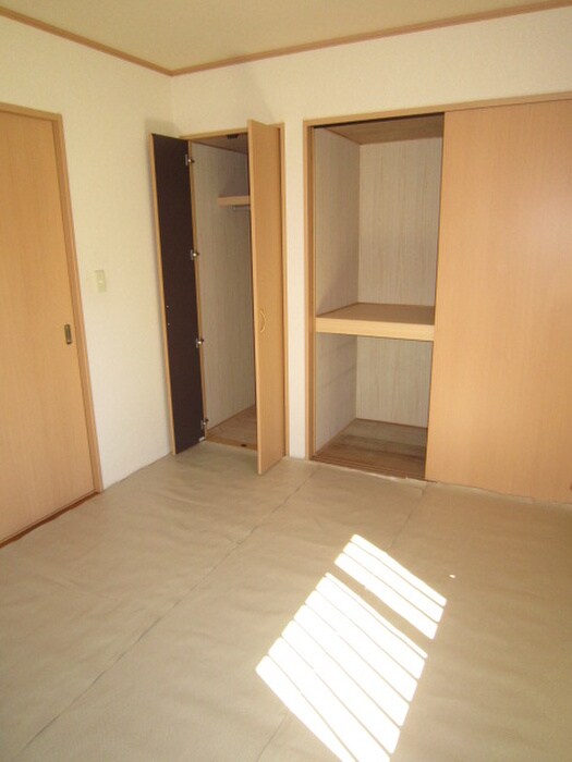 物件内観写真8　(収納)