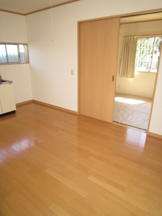 物件内観写真12　(居室)