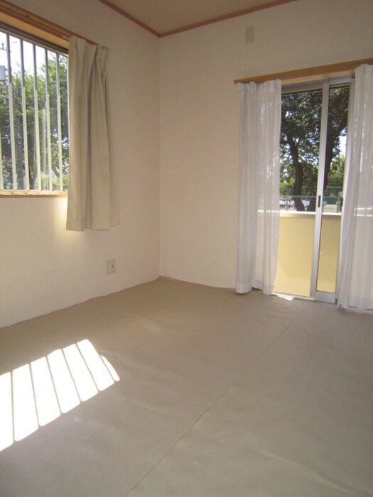 物件内観写真13　(居室)