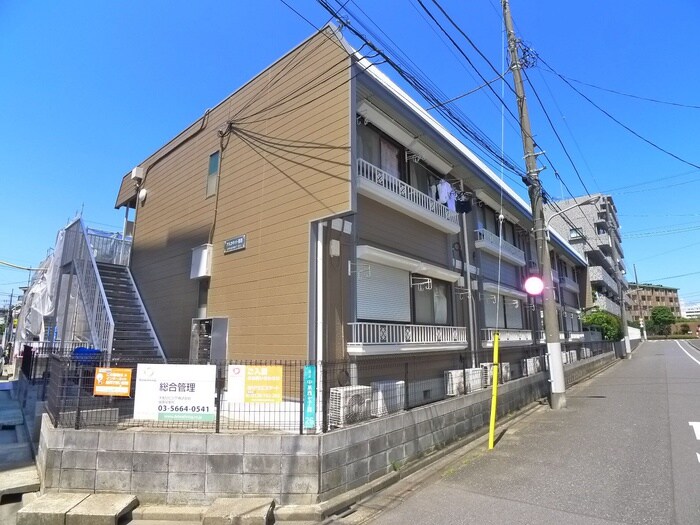 物件外観写真4　(エントランス部分)