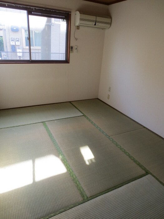 物件内観写真11　(居室)