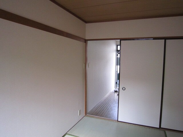 物件内観写真15　(居室)