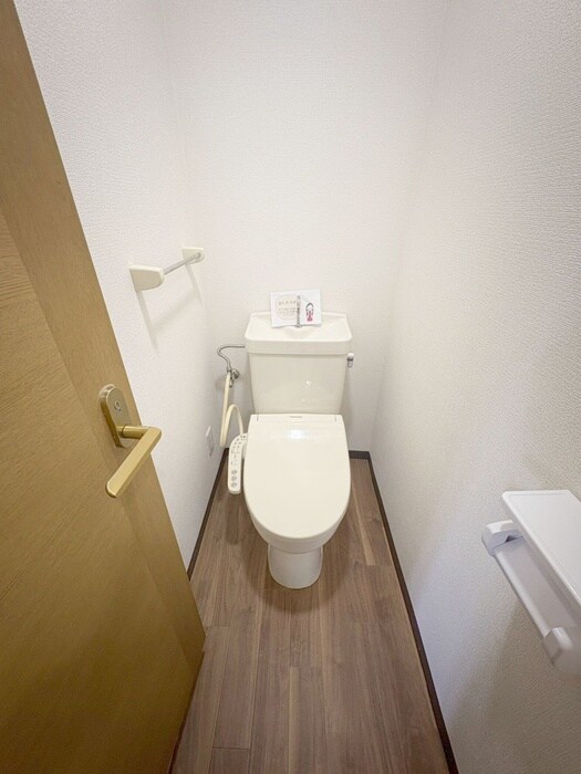 物件内観写真11　(トイレ)