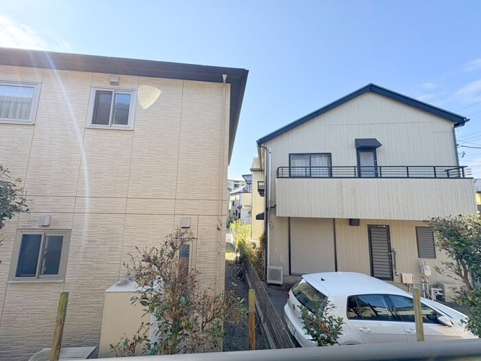 物件内観写真19　(室内からの展望)