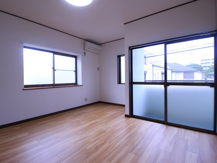 物件内観写真7　(居室)