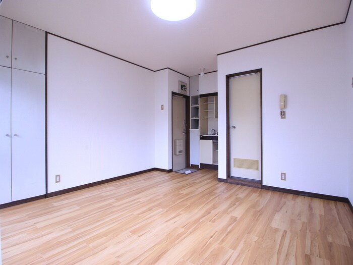 物件内観写真10　(居室)