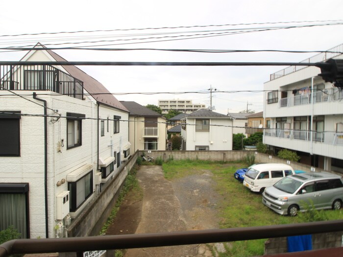 物件内観写真17　(室内からの展望)