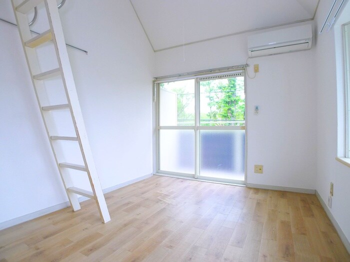 物件内観写真10　(居室)