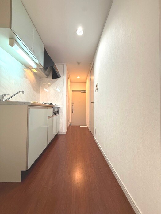 物件内観写真19　(廊下)