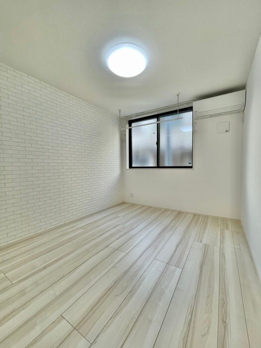 物件内観写真8　(居室)