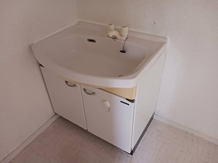 物件内観写真12　(洗面)