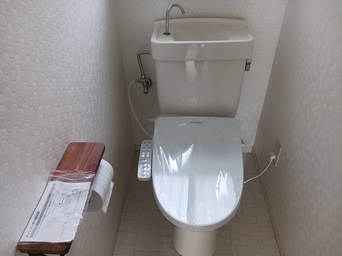 物件内観写真15　(トイレ)