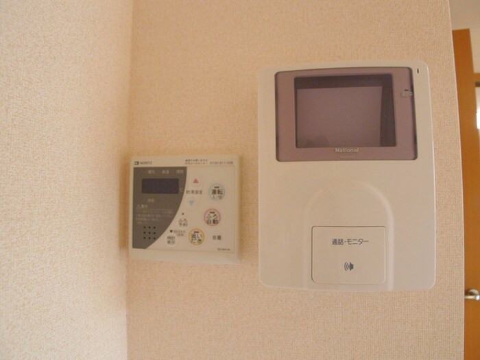 物件内観写真12　(洗濯機置場)