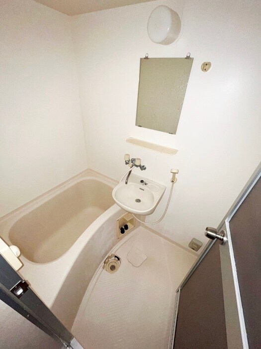 物件内観写真10　(バス／シャワールーム等)