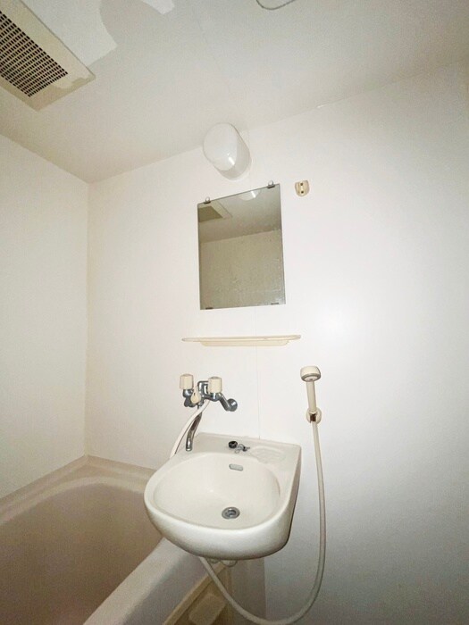 物件内観写真11　(洗面)