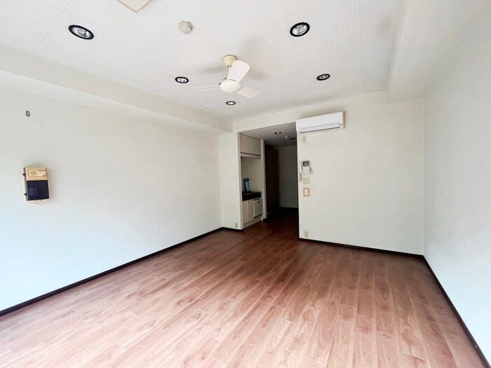 物件内観写真18　(居室)