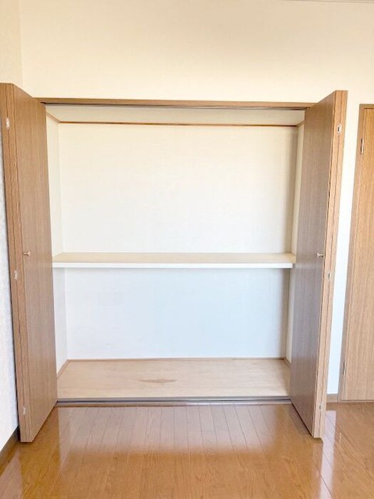 物件内観写真10　(収納)