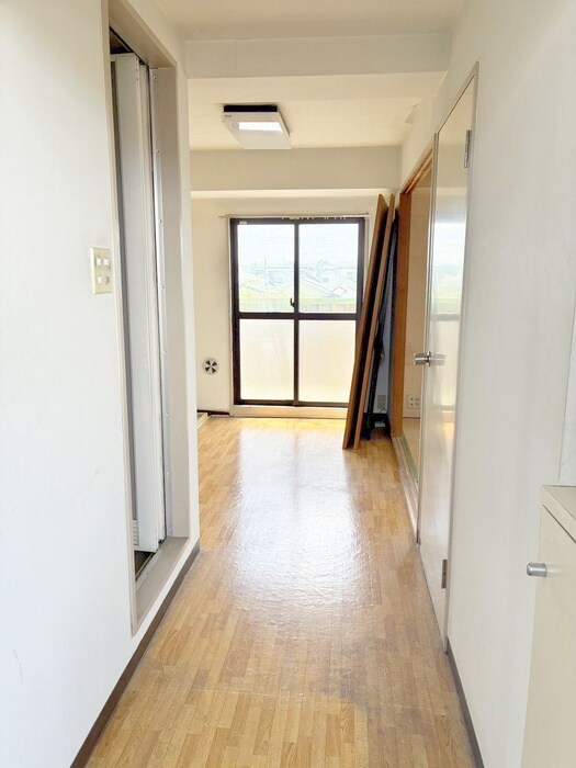 物件内観写真22　(室内からの展望)