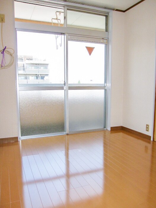 物件内観写真12　(居室)