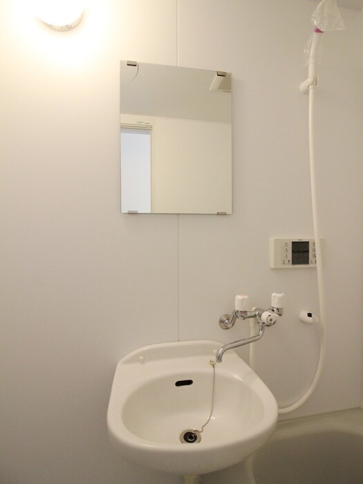 物件内観写真11　(洗面)