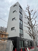 建築中