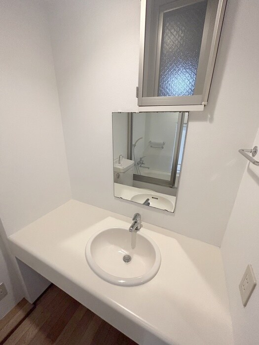 物件内観写真15　(洗面)