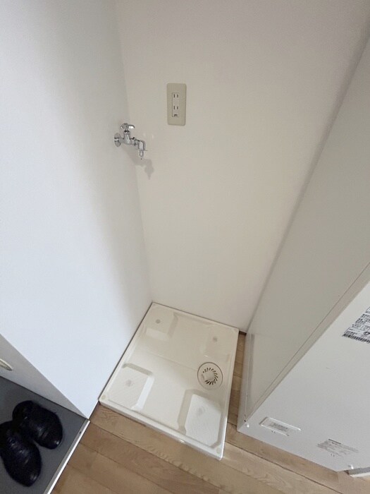 物件内観写真18　(洗濯機置場)