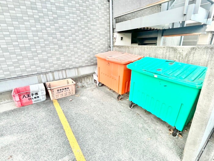 物件外観写真4　(建物設備)