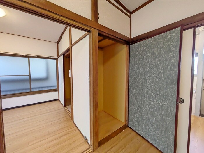 物件内観写真10　(収納)