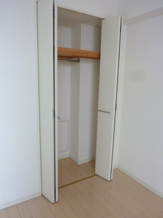 物件内観写真11　(収納)